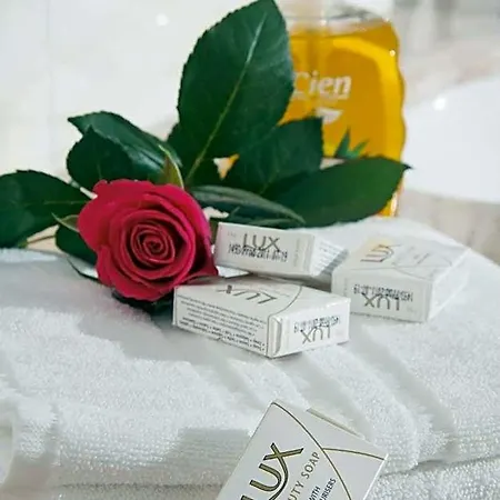 Mamma Rosa * فونزيدِل